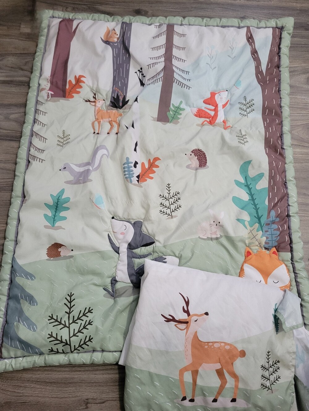 Crib/Toddler Blanket And Crib Skirt